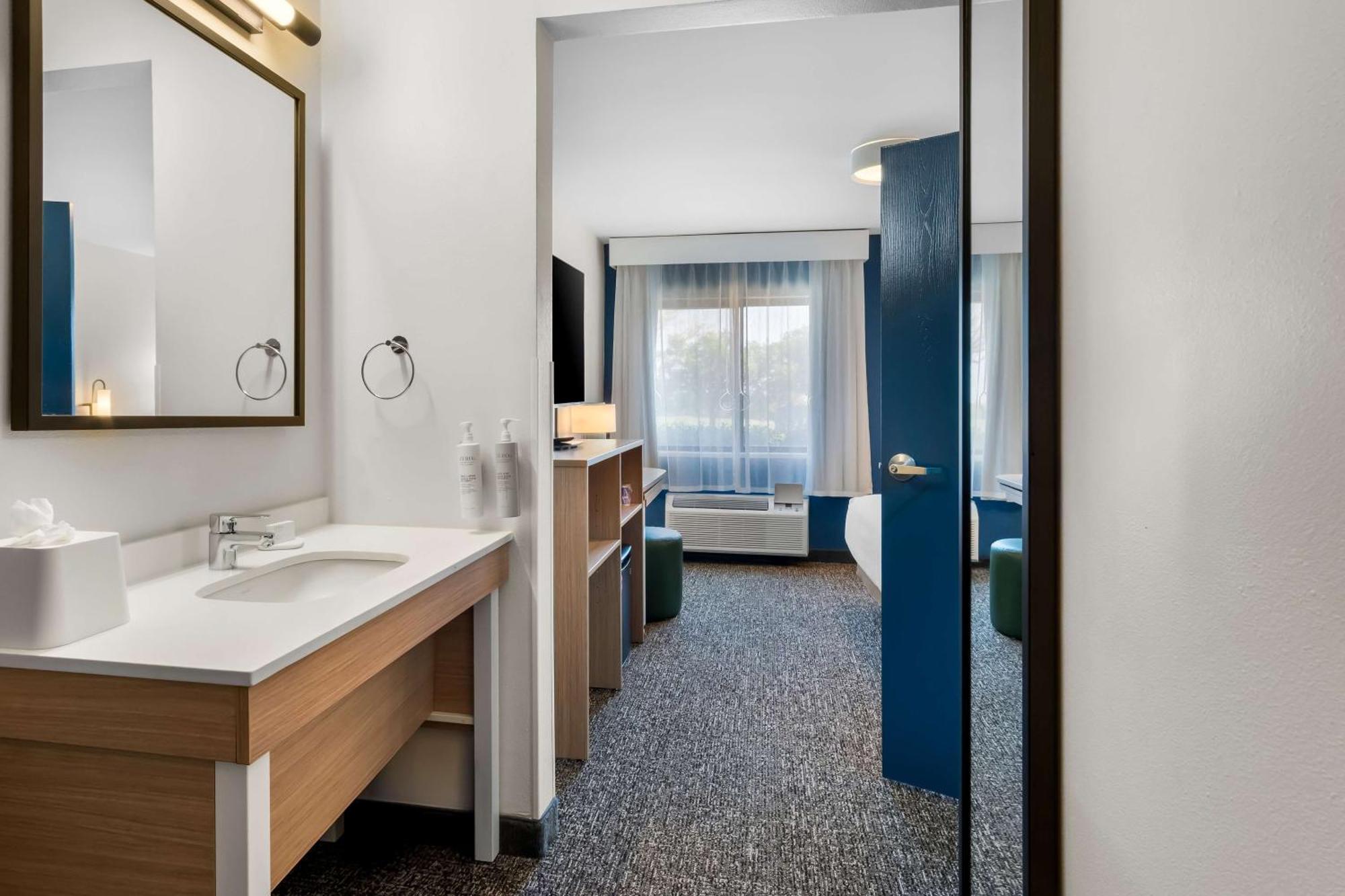 Spark By Hilton Grapevine Dfw North Extérieur photo