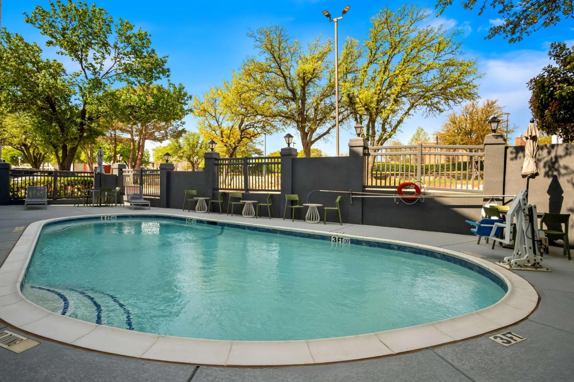 Spark By Hilton Grapevine Dfw North Extérieur photo